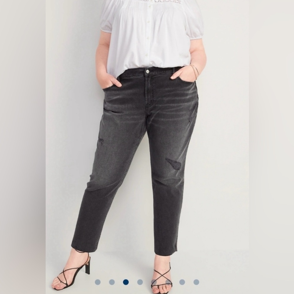 NWT Old Navy Mid-Rise Boyfriend Jeans Destructed Gray 12p Petite